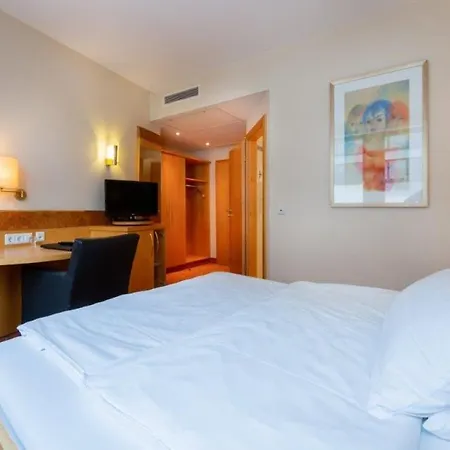 Hotel Kronenhotel 4*