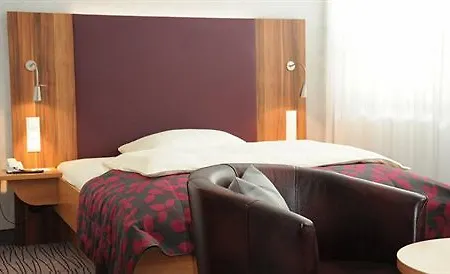 Kronenhotel Hotel 4*