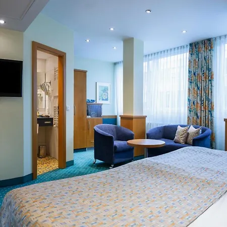 Kronenhotel 4*