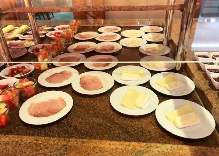 فندق كرونينهوتيل