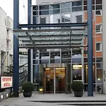 Kronenhotel Szálloda 4*