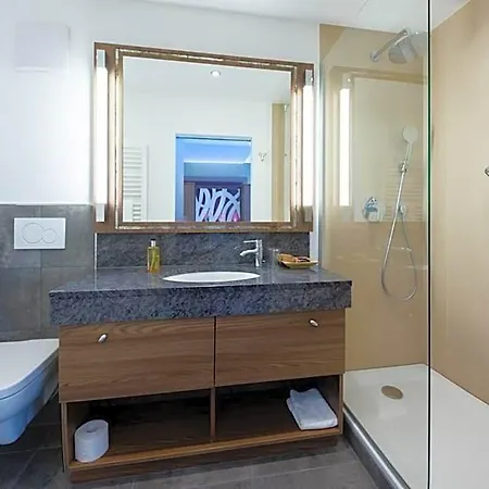 Kronenhotel Szálloda Stuttgart