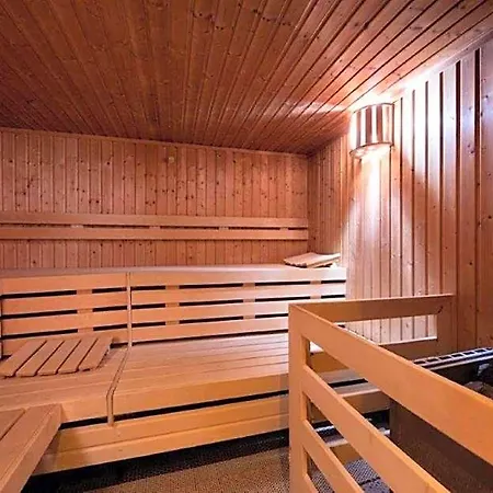 Szálloda Kronenhotel