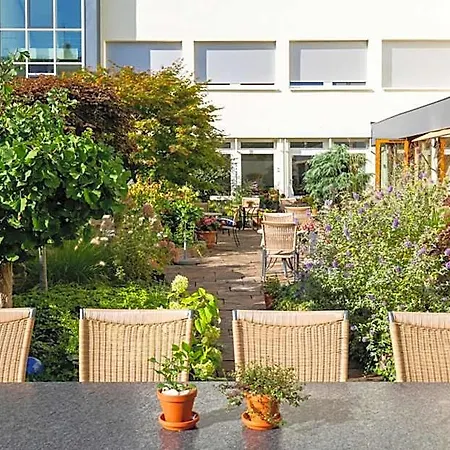 Kronenhotel Szálloda Stuttgart