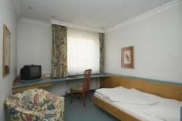 Kronenhotel מלון שטוטגרט