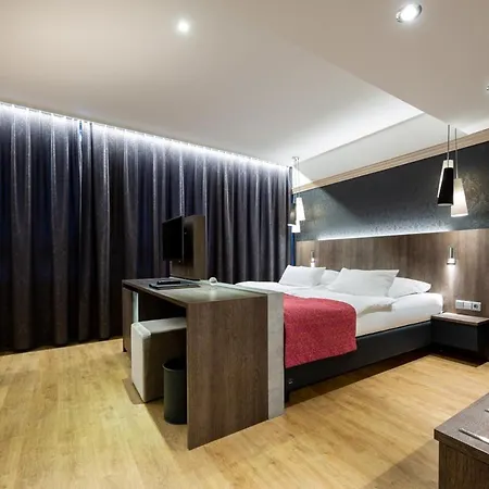 Kronenhotel Szálloda Stuttgart