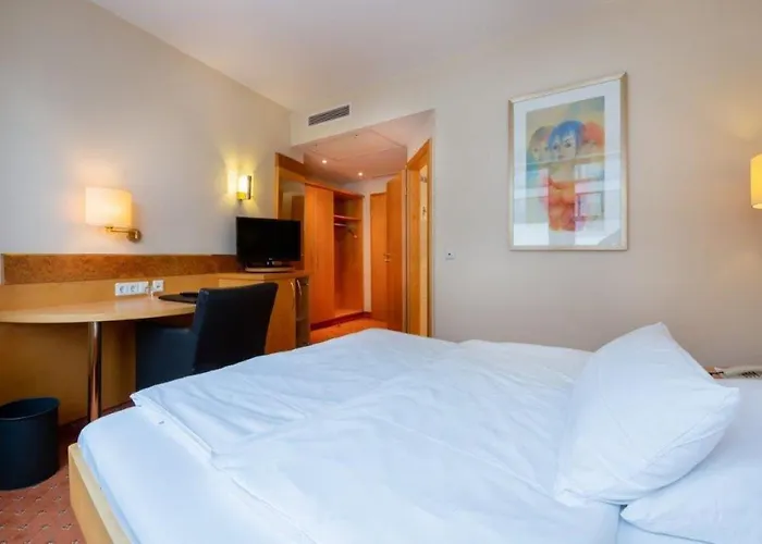 Hotel Kronenhotel 4*