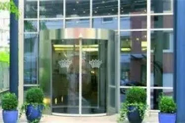 クローネンホテル