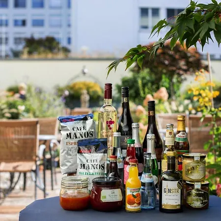 Kronenhotel Hotel 4*